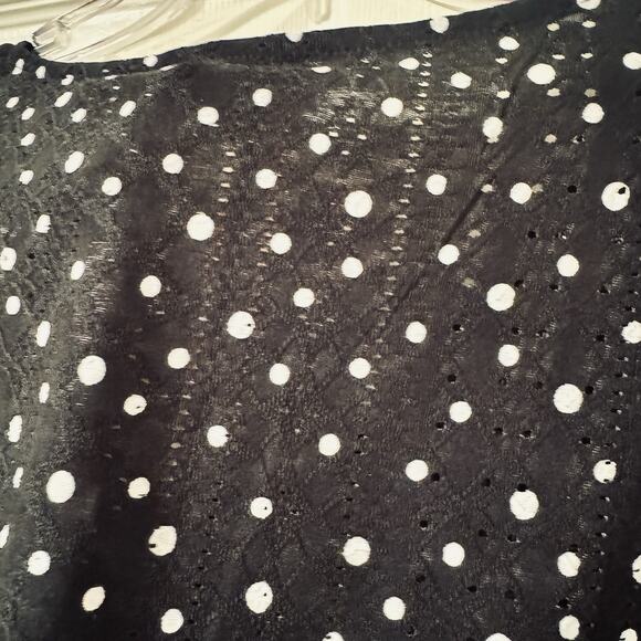 NWT BELLE by Belldini Black Polka Dot Blouse Peplum Top Flowy Casual Lasercut M - Picture 8 of 9